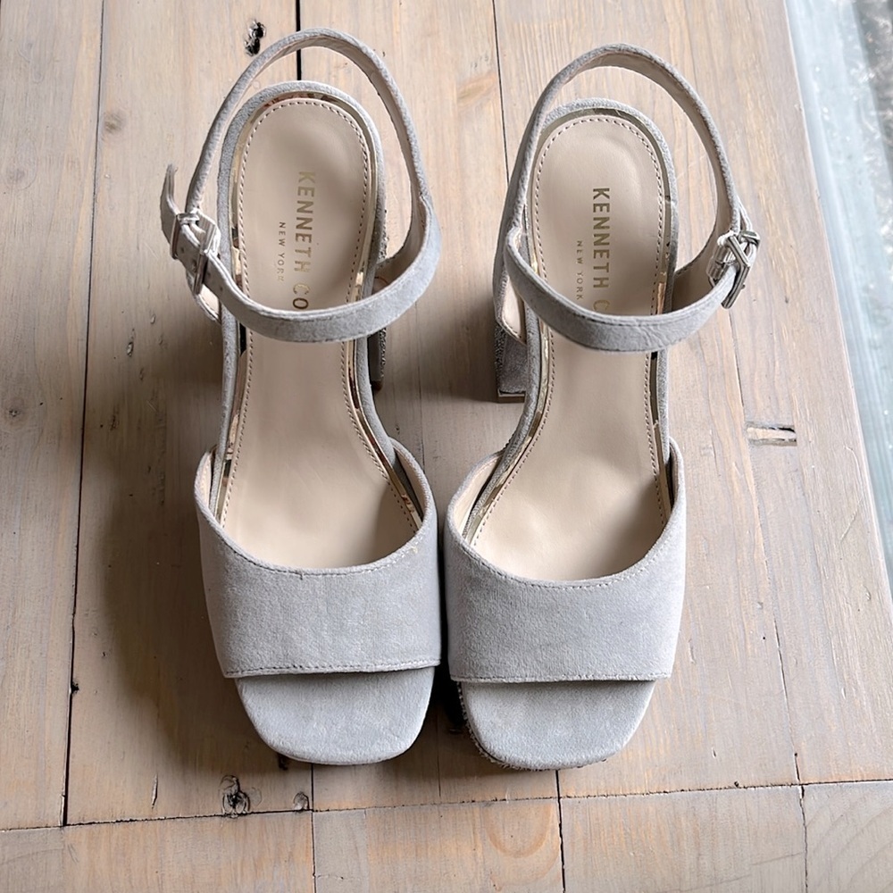 New! Kenneth Cole New York Dolly Crystal Heel Platform Sandal in silver Size 7.5 - Picture 2 of 12